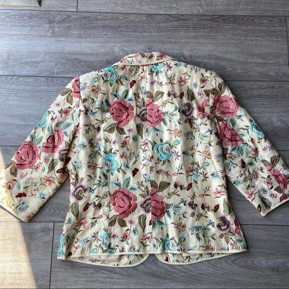 Vintage Coldwater  Creek Silk Floral Embroidery Blazer - Picture 14 of 16